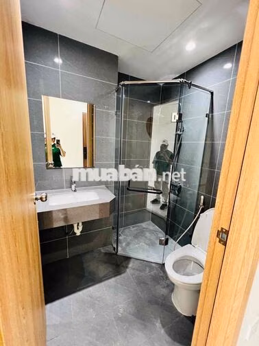 CHÍNH CHỦ cho thuê CC 2PN-2WC - 60m2- MỚI 100%- DIAMOND BOULERVARD