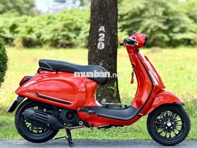 Piaggio Sprint 125ccABS 2023.odo 8k.Zin Nguyên Bản