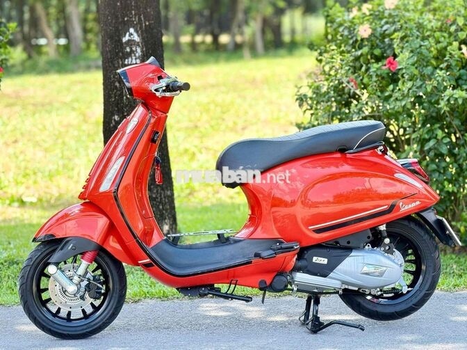 Piaggio Sprint 125ccABS 2023.odo 8k.Zin Nguyên Bản