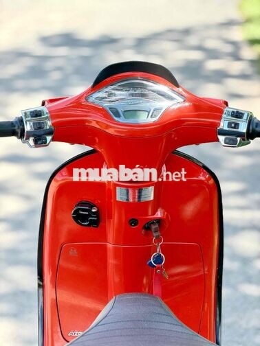 Piaggio Sprint 125ccABS 2023.odo 8k.Zin Nguyên Bản
