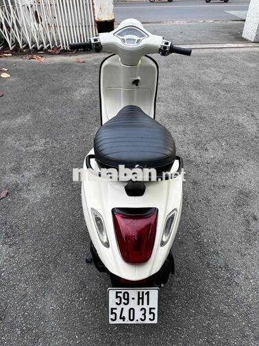 Piaggio Vespa 2015 Trắng Tự động