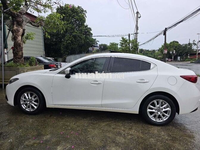 Mazda Mazda 3 2015 Trắng 5 chỗ Tự động