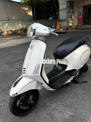Piaggio Vespa 2015 Trắng Tự động