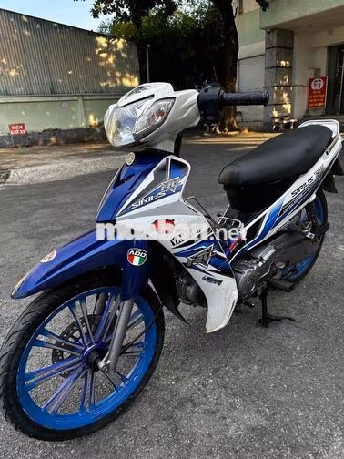 Yamaha Sirius Trắng Xanh