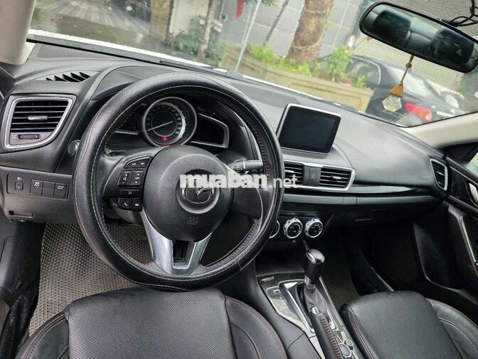 Mazda Mazda 3 2015 Trắng 5 chỗ Tự động