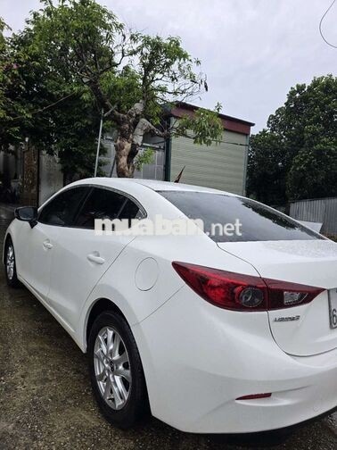 Mazda Mazda 3 2015 Trắng 5 chỗ Tự động