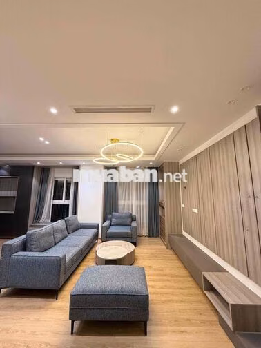 CHÍNH CHỦ CHO THUÊ CĂN LÔ GÓC VƯỜN ĐÀO 126M² – 3PN - XÁCH VALI Ở LUÔN.
