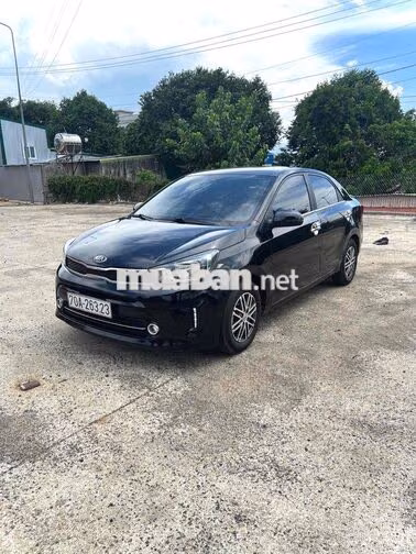 Kia Soluto MT bản đủ 2020 Số sàn Đen