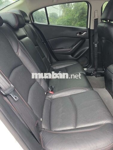 Mazda Mazda 3 2015 Trắng 5 chỗ Tự động