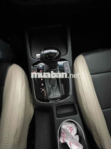 Kia Cerato 2016 bản full Trắng