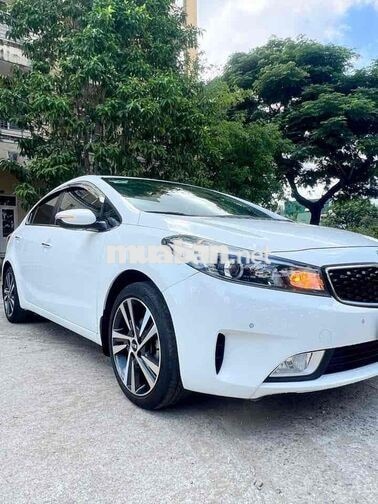 Kia Cerato 2016 bản full Trắng