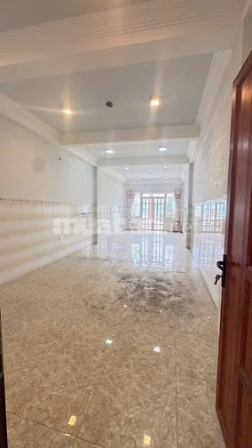 Cho thuê nhà mặt tiền phan huy ích đú 3 lầu tiện kinh doanh