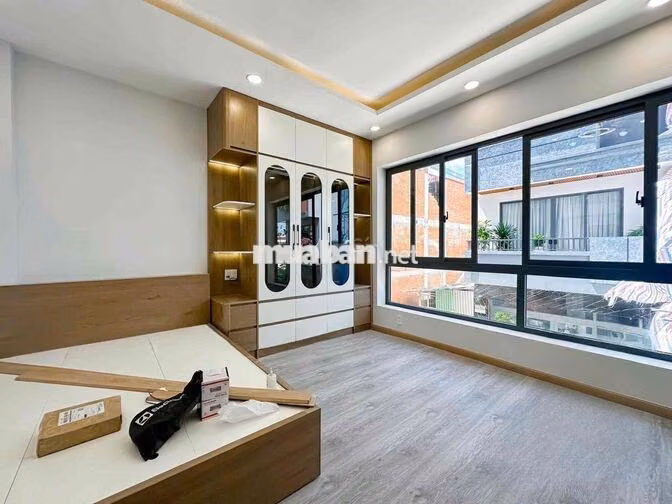 STUDIO FULL NỘI THẤT - GẦN KCX TÂN THUẬN, ĐH UFM Q7, PHÚ MỸ HƯNG