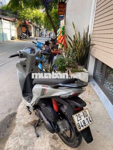 Velia 50cc 1600km Xám Hà Nội siêu mới