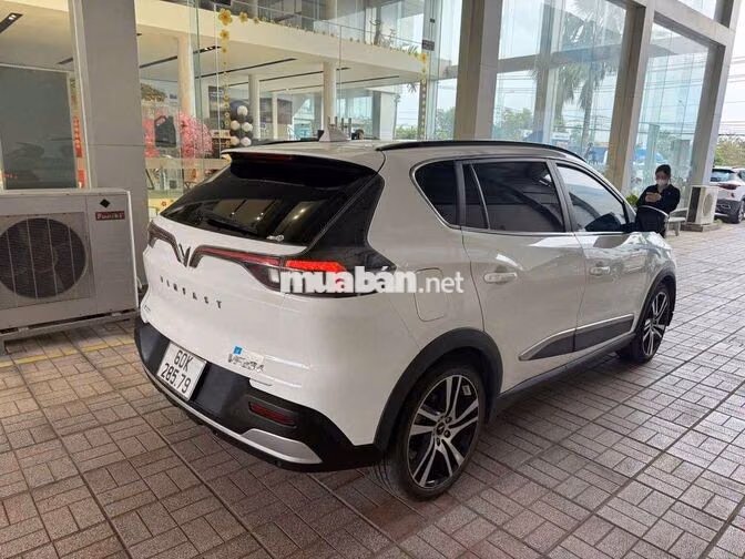 VinFast VF e34 Trắng T11/2022 36.000km
