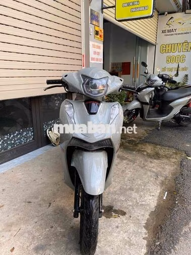 Velia 50cc 1600km Xám Hà Nội siêu mới