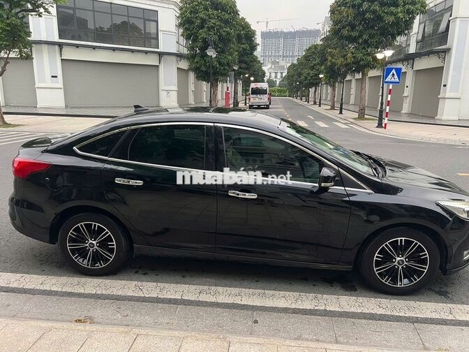 Ford Focus Titanium 2016 Đen 100000 km