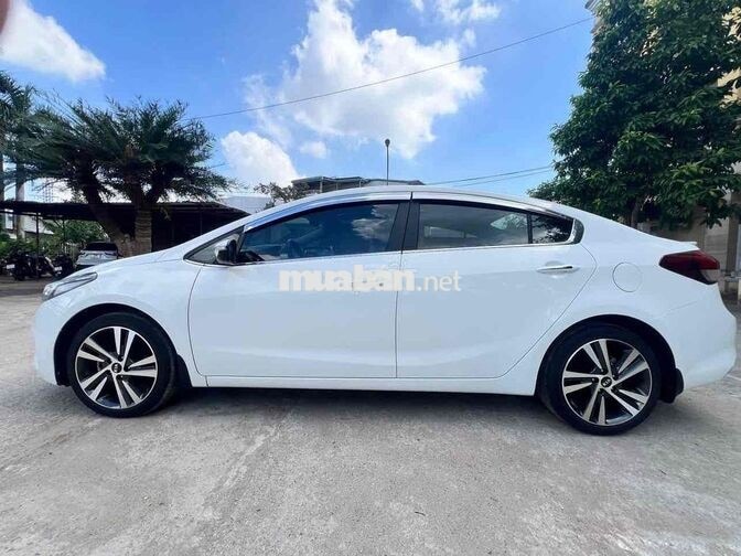 Kia Cerato 2016 bản full Trắng