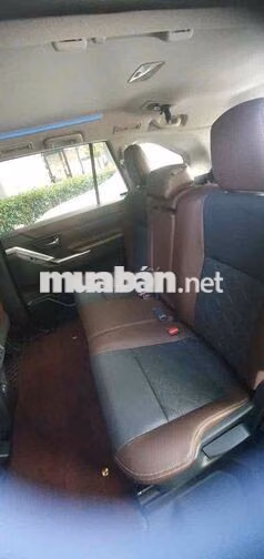 Toyota Innova Cross 2024 Đồng Ánh Kim 62.000 km
