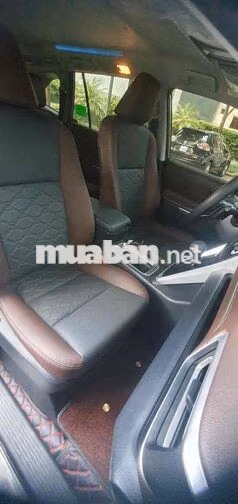 Toyota Innova Cross 2024 Đồng Ánh Kim 62.000 km