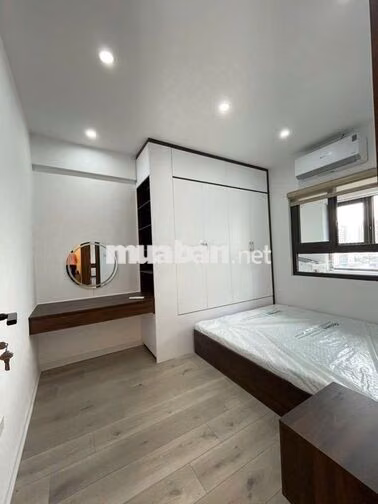 CĂN HỘ CHUNG CƯ HOÀNG ĐẠO THÚY. 3 NGỦ, 2WC, ĐẸP LUNG LINH. VÀO Ở NGAY.