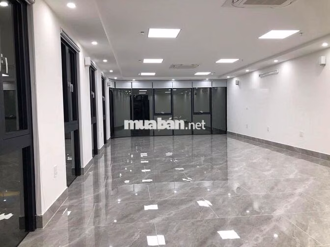 NHÀ CHO THUÊ ĐƯỜNG 3 THÁNG 2, DIỆN TÍCH 6X20M, HẦM 5 LẦU CẦN CHO THUÊ