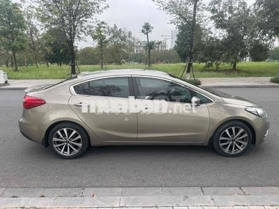 Kia K3 đời 2015 bản 2.0 màu vàng cát