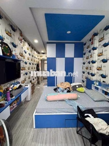 NHÀ ĐẸP Q7- HẺM 4m- 46m2- 3 TẦNG ĐÚC- KO QH- CHỈ 4 TỶ nhỉnh