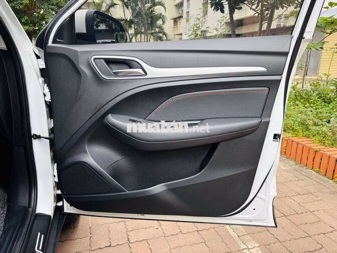 MG ZS 2024 Luxury chất xe ZIN ĐÉT