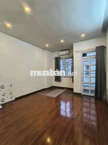 Nhà xây Kiên Cố chính chủ HXH tránh sát mặt tiền ngay Nơ Trang Long BT