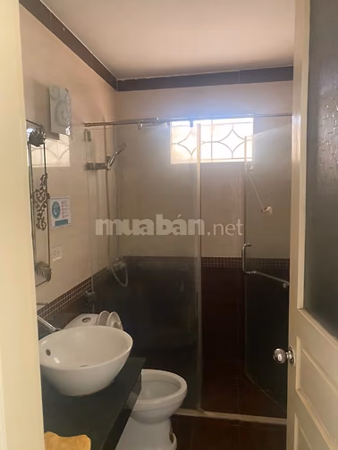 CC cho thuê nhà 61m2x4 tầng ngõ rộng đường HuỳnhThúc Kháng_Kéo dài_HN.