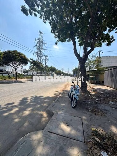 Any bán đất mặt tiền Ngô Chí Quốc SHCC giá bán 7 tỷ 