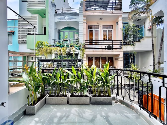 🌹 80tr. Nhà 4 tầng 5 phòng cạnh mặt tiền Nguyễn Thái Sơn