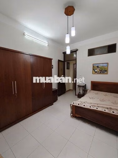 Cho thuê nhà Hoàng Hoa Thám, 35m 5 tầng oto đỗ cửa chỉ 13 triệu