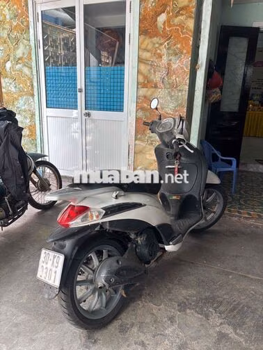 Piaggio Liberty Trắng