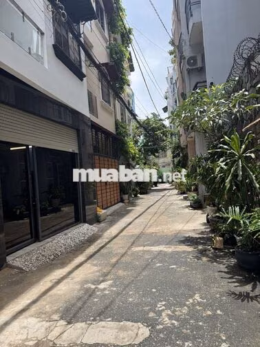 Ngang 7.5m! Bán nhà Lê Quang Định -Nguyễn Văn Đậu HXH ô tô đậu nhà