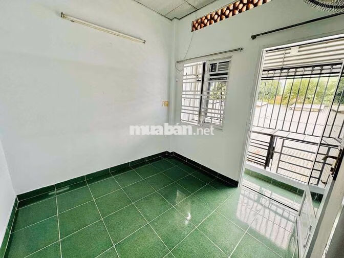 NHÀ NGUYÊN CĂN 2PN - NGAY BẮC HẢI GẦN BÁCH KHOA