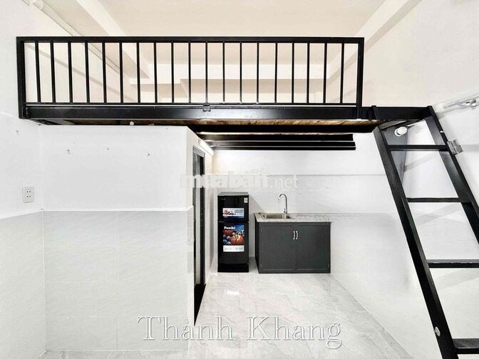 Cho Thuê Căn Hộ Gác Full Nội Thất 4 người 3xe Rộng 25m2 Ngay Cầu Kiệu