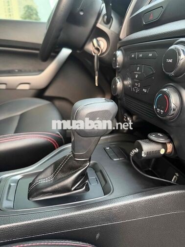 Ford Ranger XLs 2022 Tự động Xám 36000 km