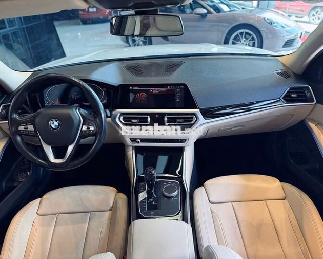 BMW 330i Sportline 2019 Trắng 88.000 km