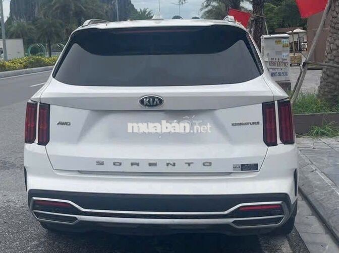 Kia Sorento 2022 2.5 Signature Trắng 6 chỗ
