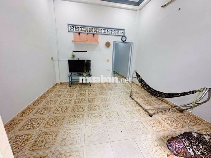 NHÀ NGUYÊN CĂN 2PN - NGAY BẮC HẢI GẦN BÁCH KHOA