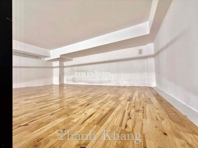 Cho Thuê Căn Hộ Gác Full Nội Thất 4 người 3xe Rộng 25m2 Ngay Cầu Kiệu