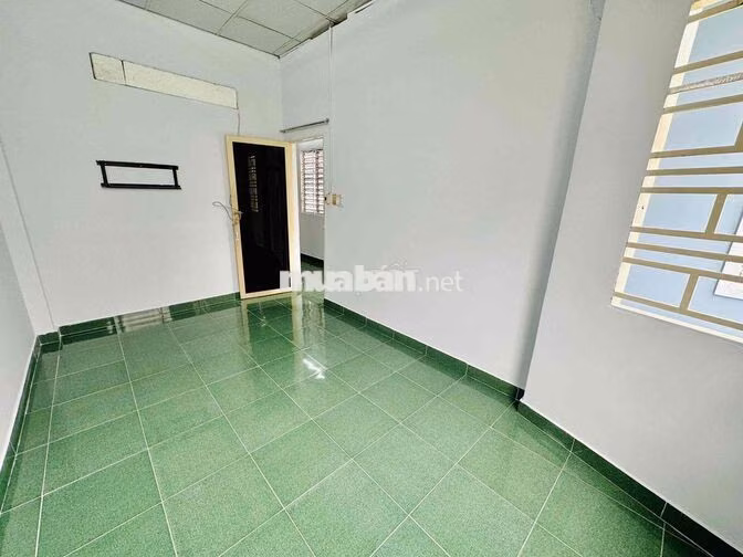 NHÀ NGUYÊN CĂN 2PN - NGAY BẮC HẢI GẦN BÁCH KHOA