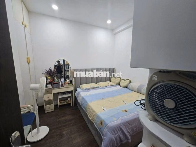 Cho thuê căn hộ Resgreen Tower, 75m2 2PN 2WC, Full Nội Thất, Ở Liền