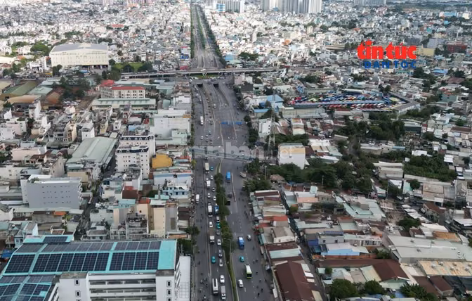Bán nhà phố 3 lầu, đường nội bộ 14m, khu dân trí. Gía bán 5.7 tỷ 