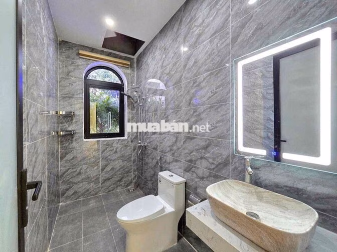 241 ✨ 🏡 CHO THUÊ NHÀ 3 TẦNG MẶT TIỀN CHƠN TÂM – P. HÒA MINH