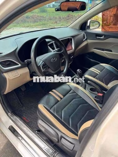 Hyundai Accent 2022 Số sàn Trắng