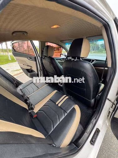 Hyundai Accent 2022 Số sàn Trắng
