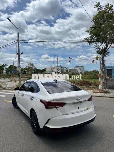 Hyundai Accent 2022 Số sàn Trắng